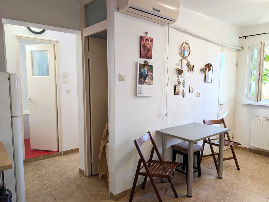 Proprietar vând apartament 2 camere central Moșilor Eminescu