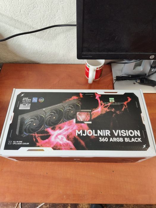 Cooler procesor cu display mare Thermalright Mjolnir 360 blk,ca nou.