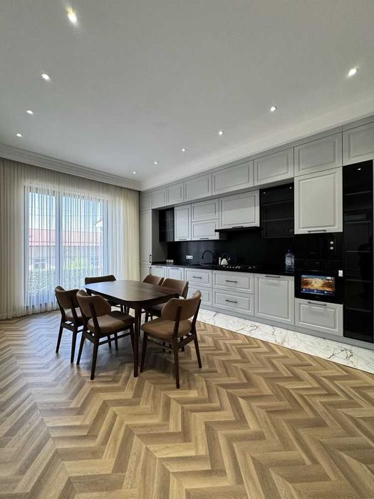 R5! Сдаётся ШИКАРНЫЙ участок для жилья или офиса около Аэропорта!