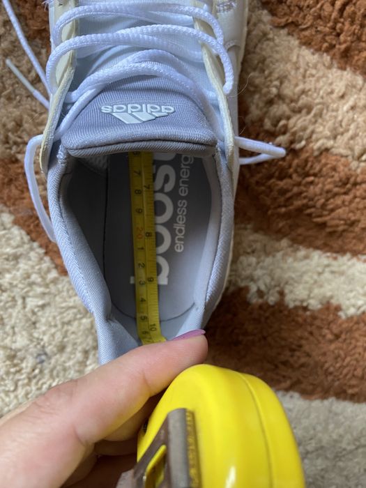 Adidasi adidas, 39,5
