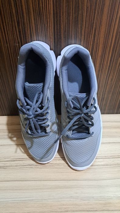 Обувки QUECHUA маратонки за бягане