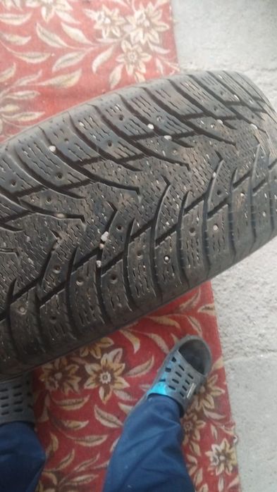 Резина зимняя продам