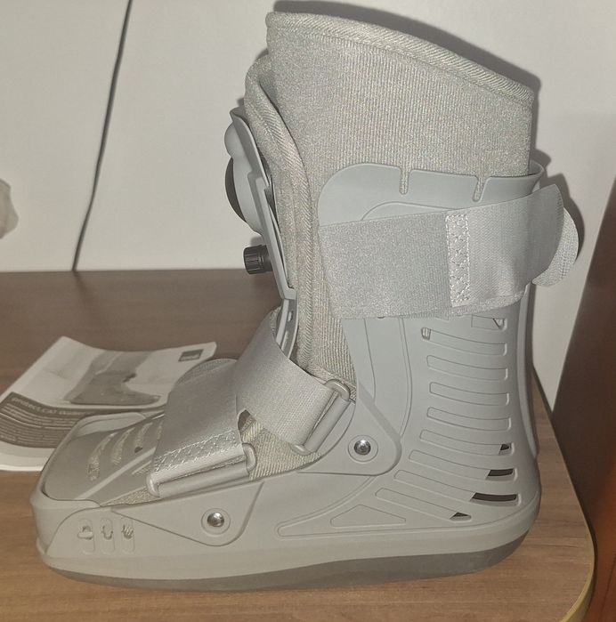 Orteza picior tip Cat Walker