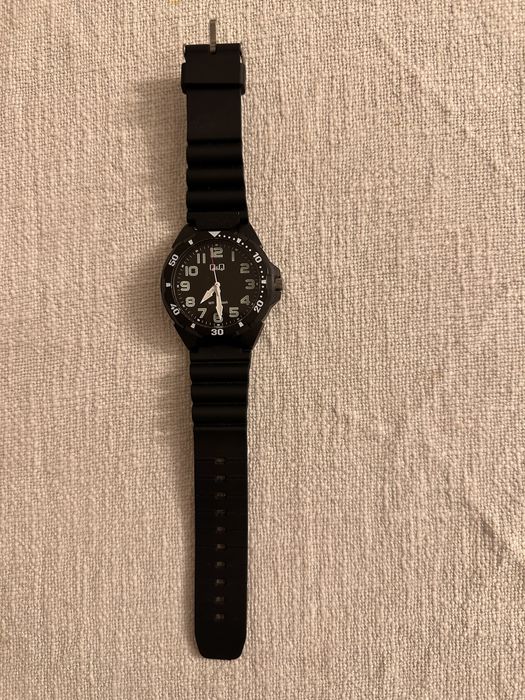 Ceas Q&Q  Water rezist