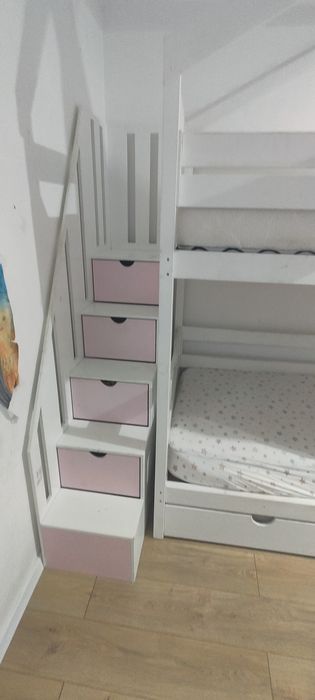 Продам двухъярусную кровать