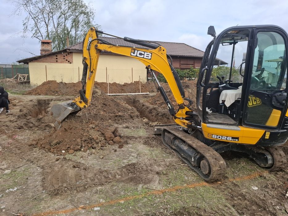 Miniexcavator -Inchiriere Utilaje