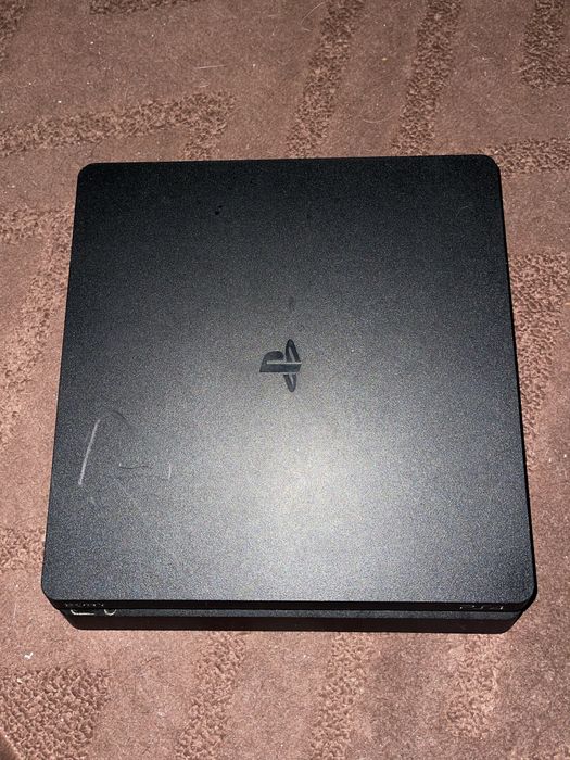 Vand playstation 4 Slim