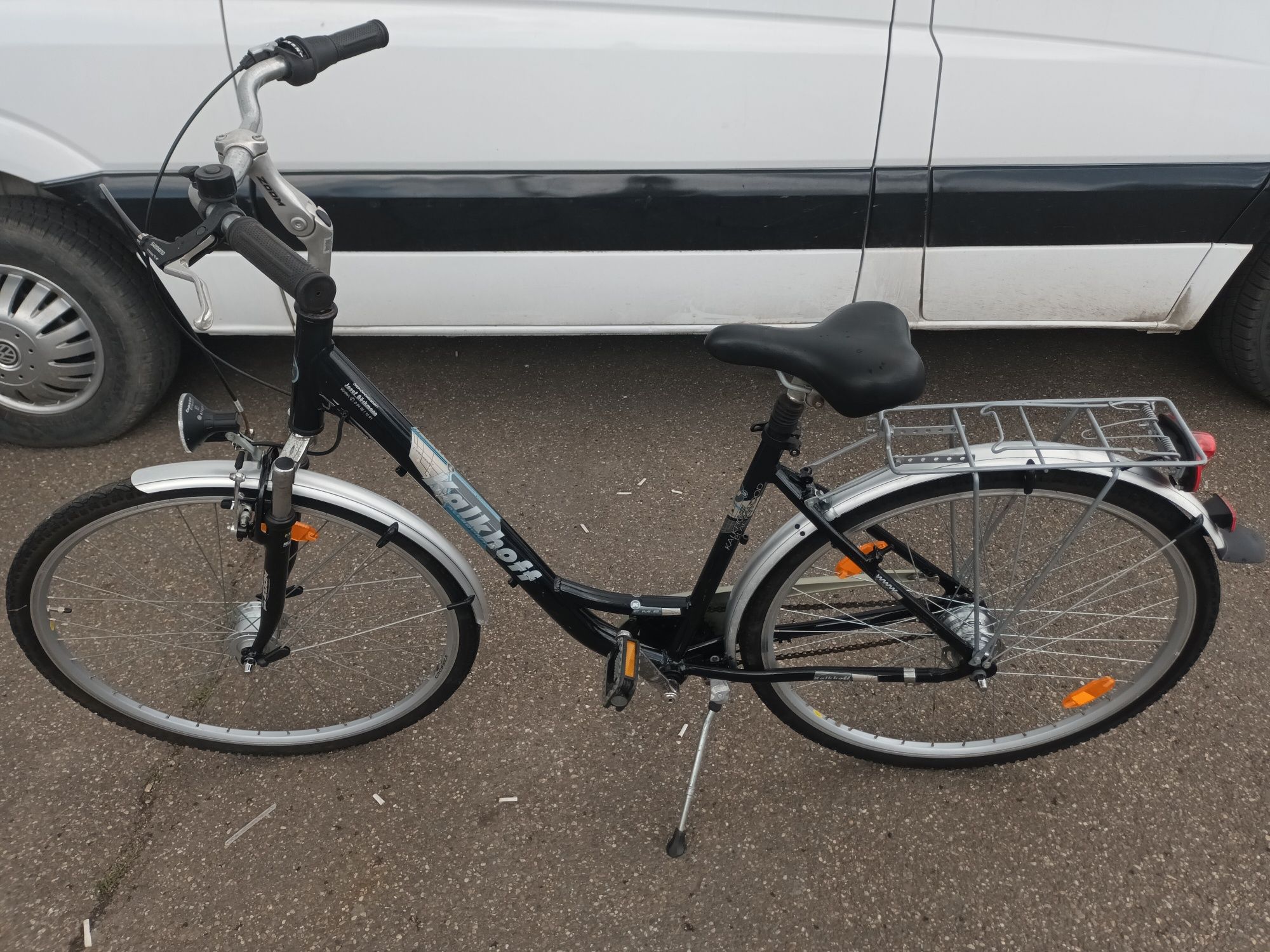 Vând bicicleta pe 28 pt damă