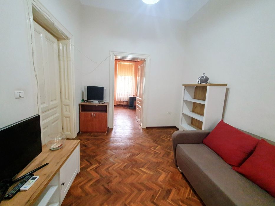 Apartament cu 3 camere pe strada Decebal-Arad