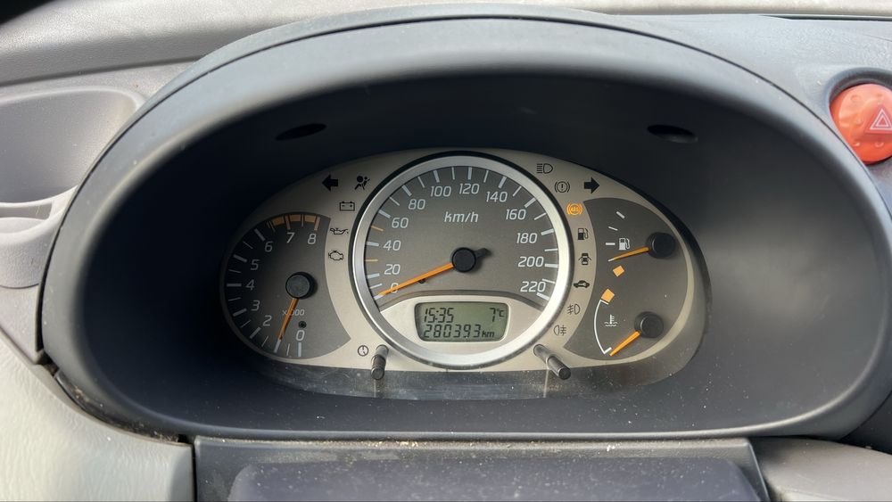Нисан Алмера Тино 1.8 бензин 2002 с италианска газова уредба