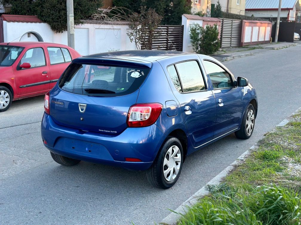 Dacia Sandero 1.5 90 cp 2014  Dci Navi Aer Conditionat Eco Comenzi