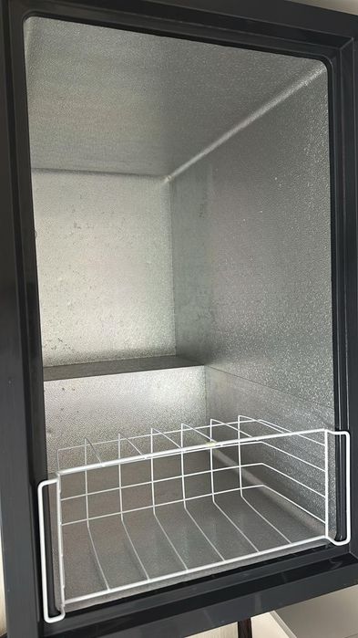 Продам морозильник