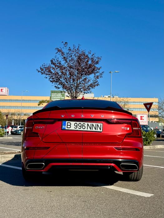 Volvo S60 R Design ++