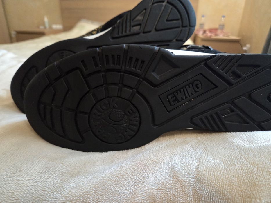 Оригинални,зимни,мъжки Ewing 33 Hi Death Row Records Gold
1BM01100-124