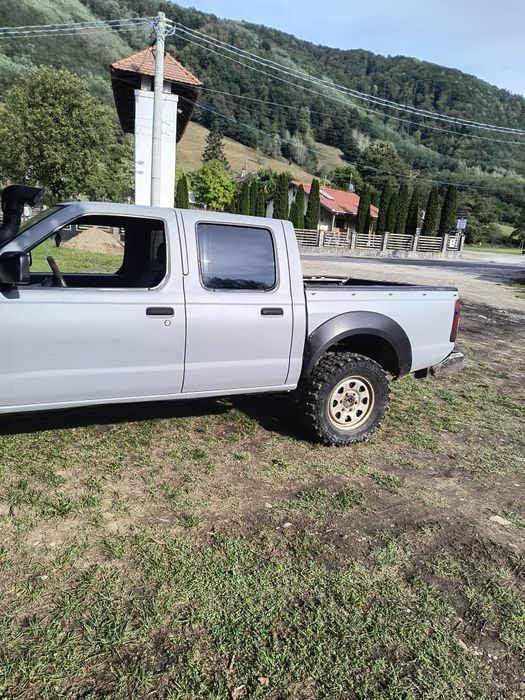 Nissan navara d22