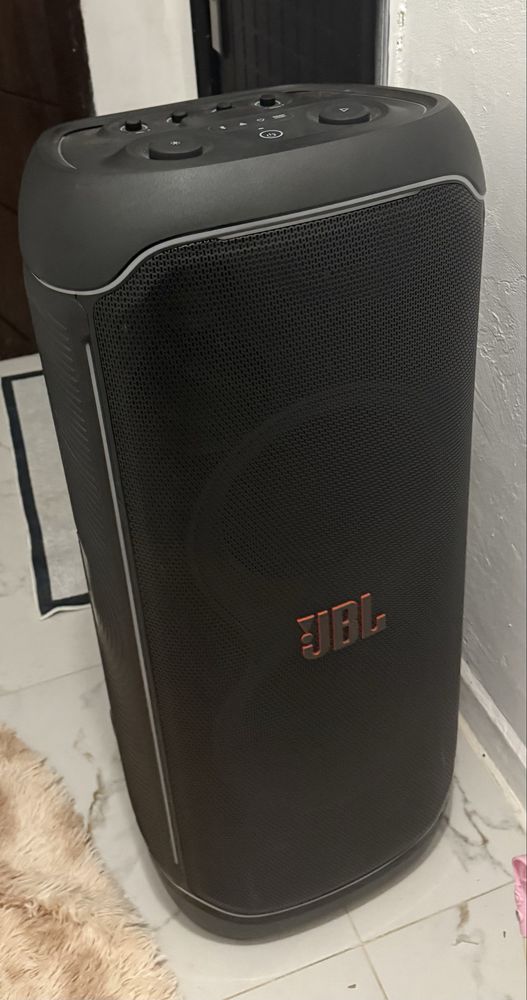 JBL partybox ultimate 1100w