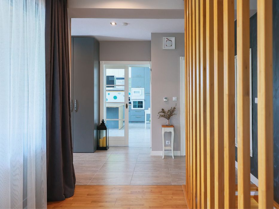 Vila deosebita, cu piscina, in zona dealuri / Gheorghe Doja