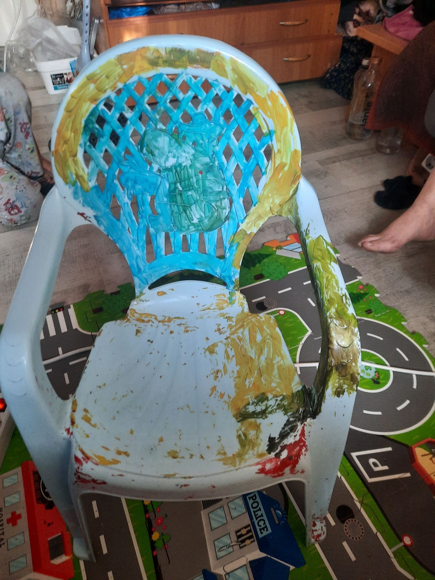 Scaun de plastic pt copii
