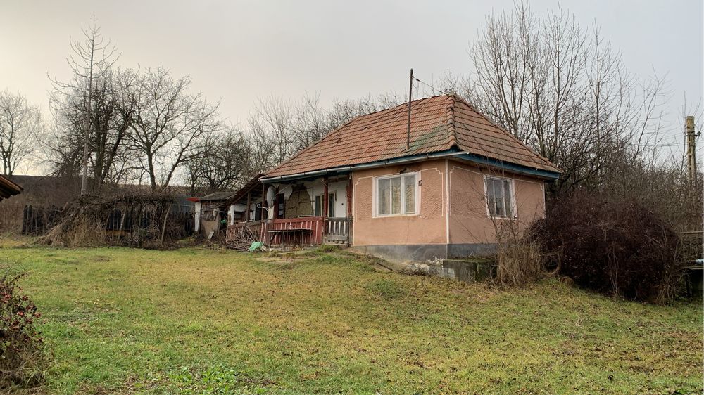 Teren intravilan 10 ari pentru casa de vacanta