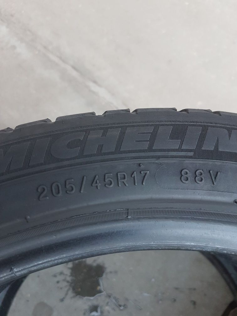 Летни гуми 2 броя MICHELIN Primacy3 205 45 R17 дот 1016