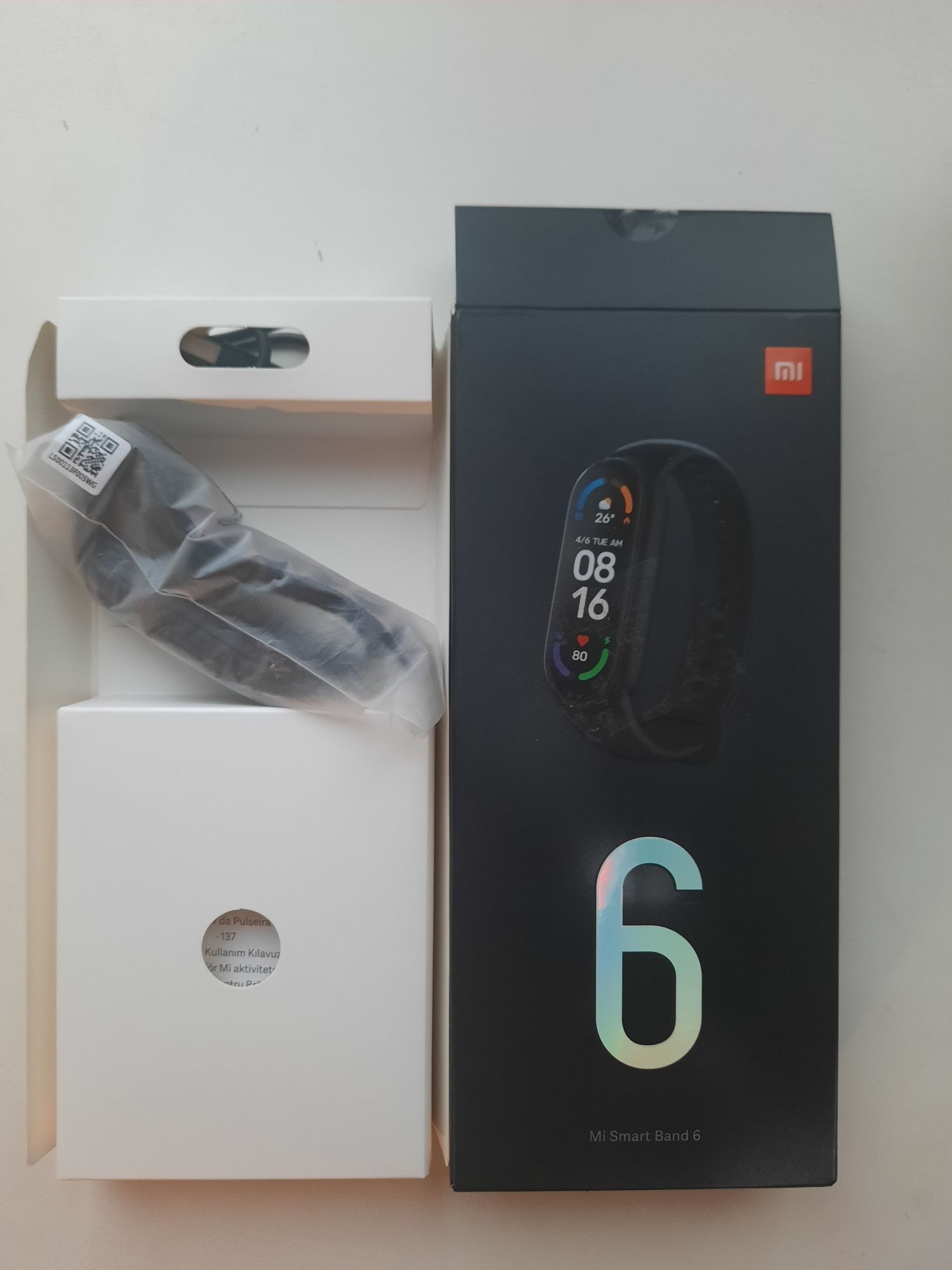 Продам Mi band 6