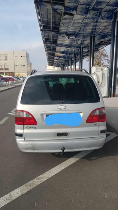 Vând Ford Galaxy