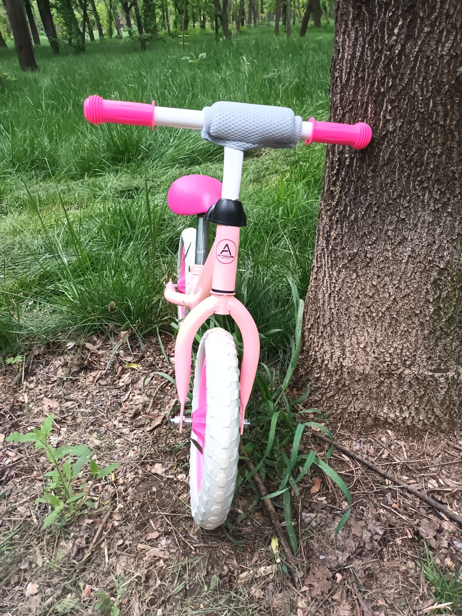 Bicicleta fara pedale fete