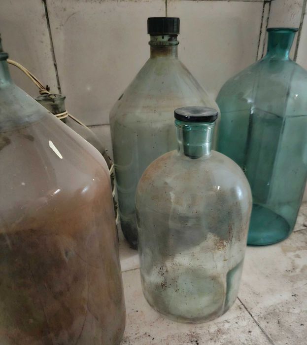 Бутыли стекляные 17 шт разной емкости