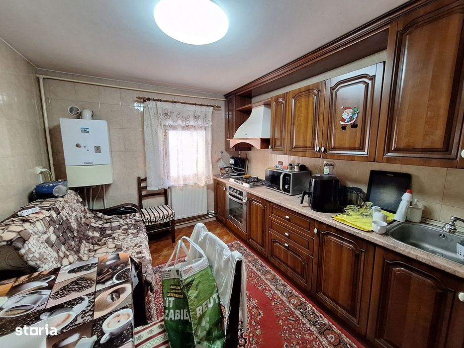 Apartament 3 camere decomandate, zona Nord