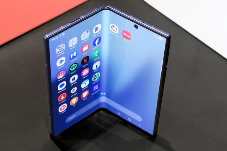 Samsung Galaxy Z Fold 7 New 2025