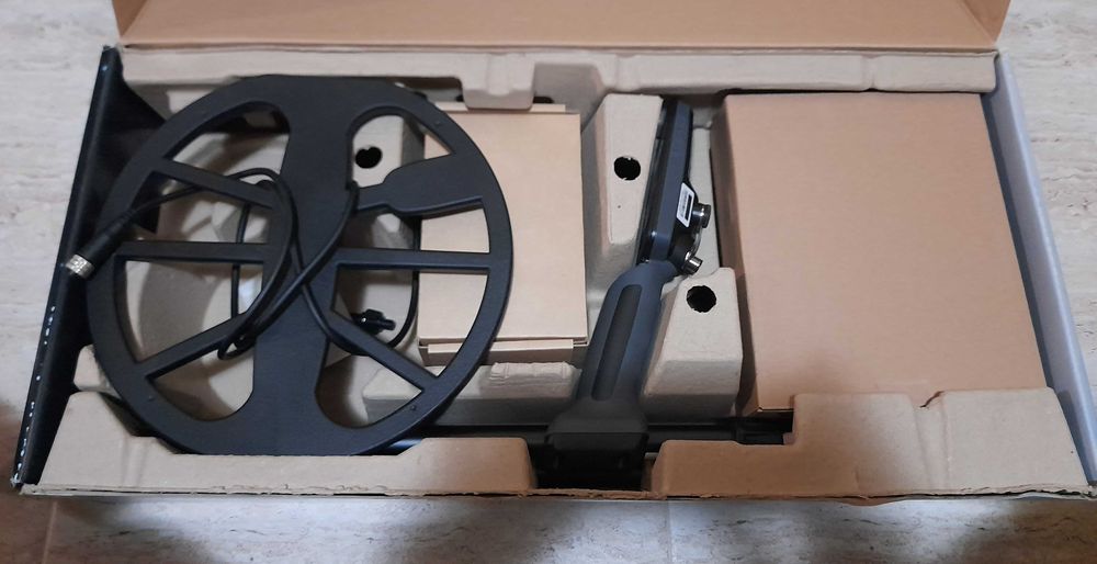 Металотърсач Minelab Equinox 800 НЕ ИСПОЛЗВАН!