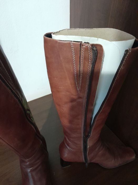 Cizme de damă italia Carla Sellini,mărimea 37,piele naturală.