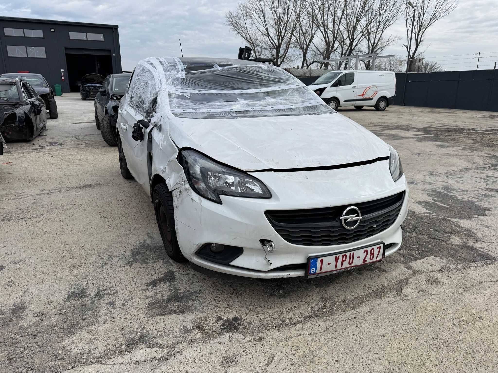 Dezmembrez Opel Corsa 1,2 Cod Motor B12XL