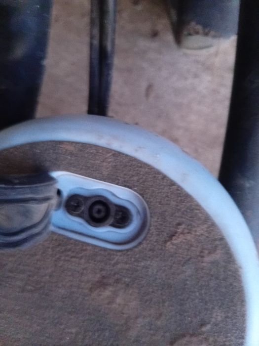 Aceatsta este o trotineta electrica xsd 100 e, prinde intre 15 si 20