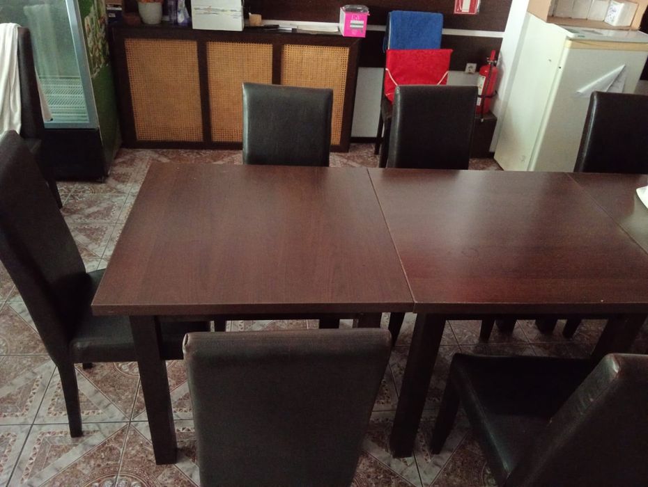 De vanzare mese scaune