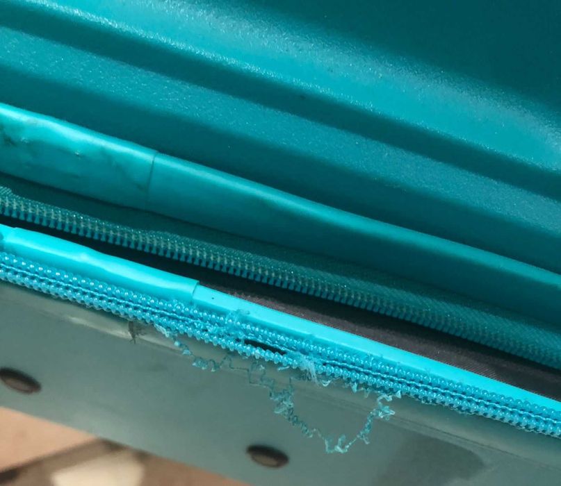 Замена молнии на чемоданах