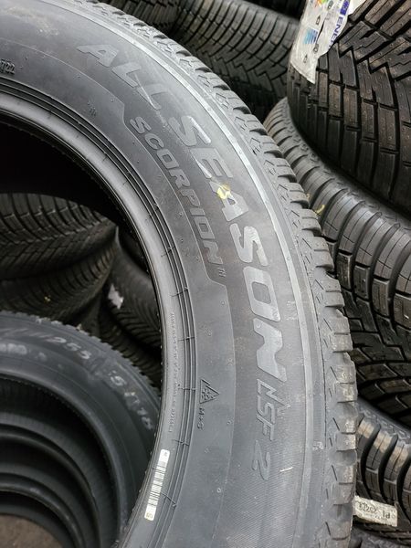 255/55/18 PIRELLI 4бр