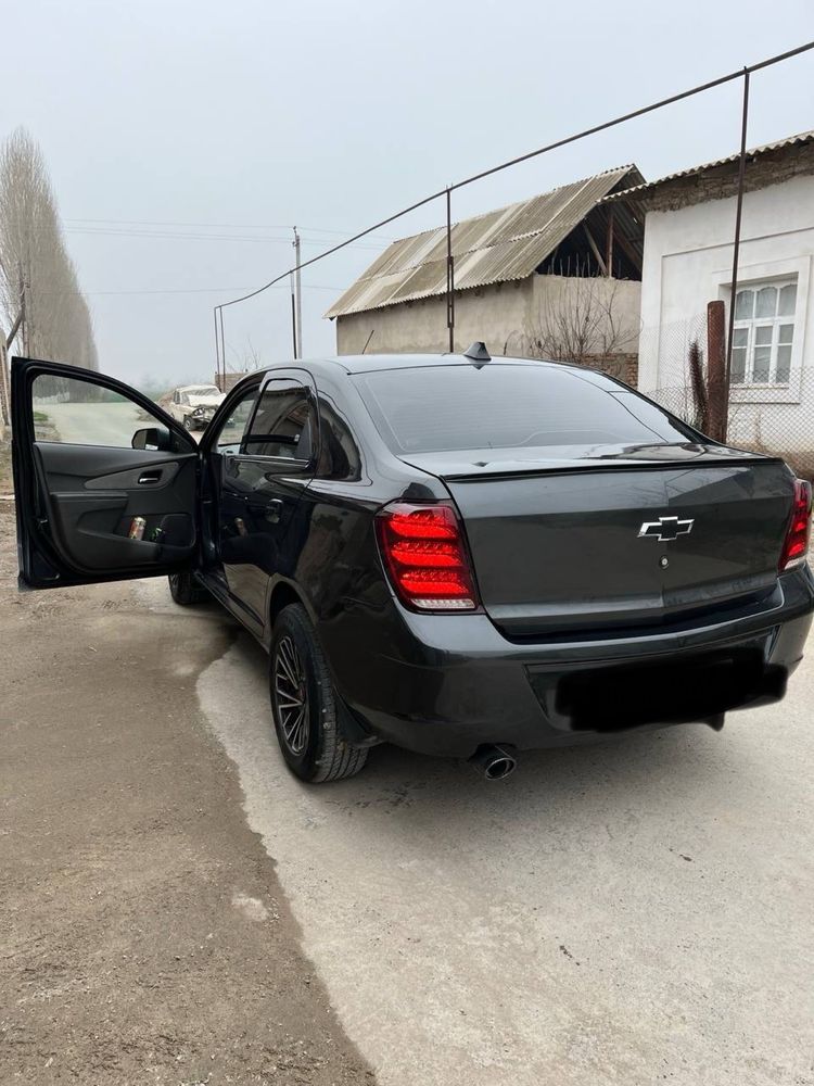 Chevrolet Cobalt 2020 4 позиция Автомат