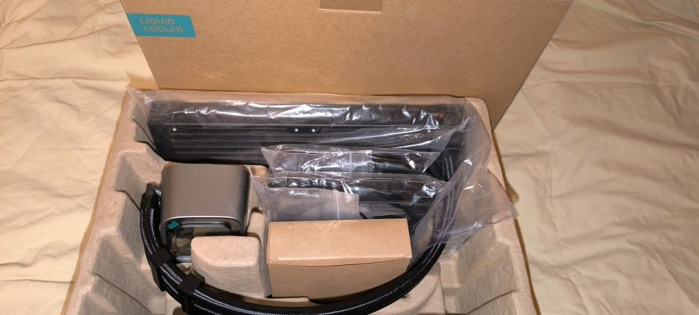 Водно охлаждане Deepcool LS520