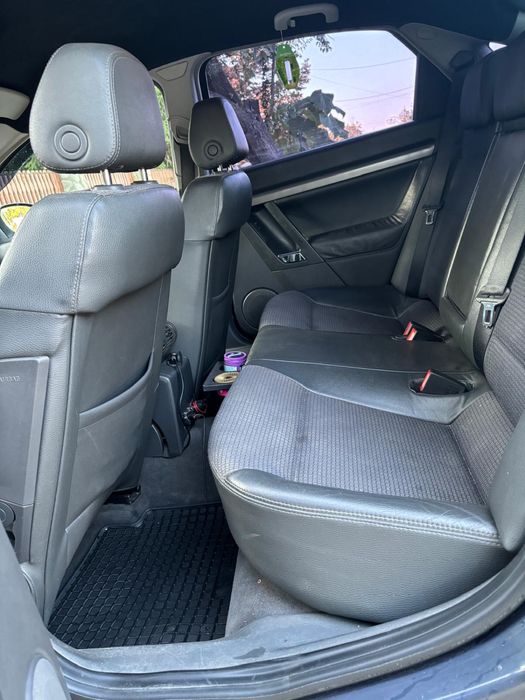 Dezmembrez opel vectra c 2008