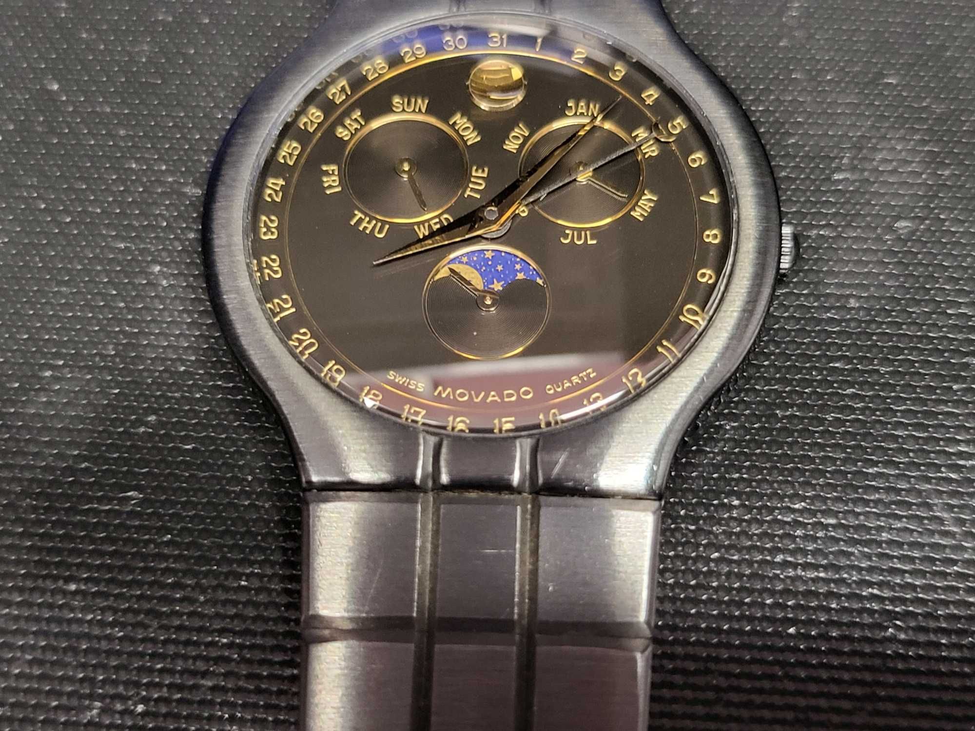 MOVADO 84-84-865 A PVD Moon Phase Triple Calendar Unisex Swiss Quartz