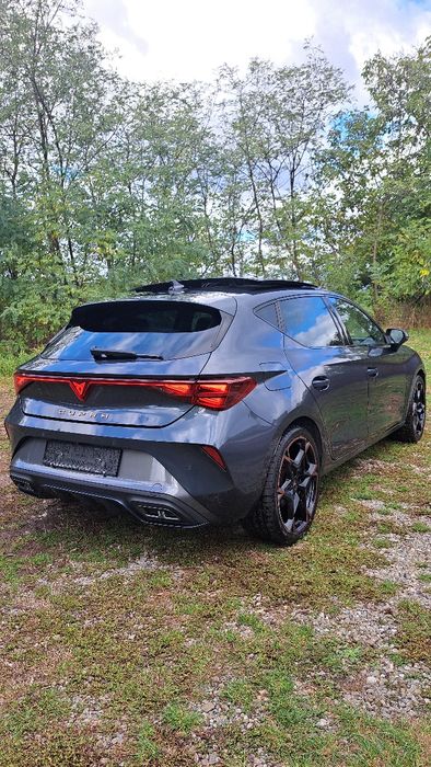 Cupra leon 4/2025/11000km/trapa/avariat