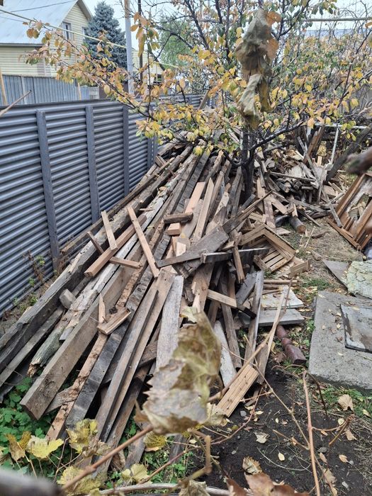 Дрова ,пиломатериал, остатки на дрова