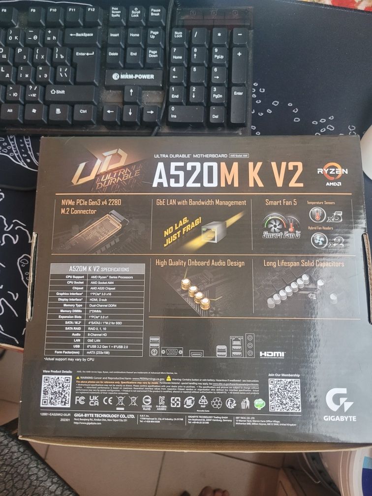 Продам материнскую плату a520 m k v2