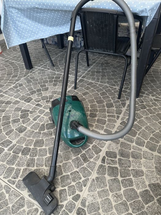 Aspirator 1600w cu sac Protecno