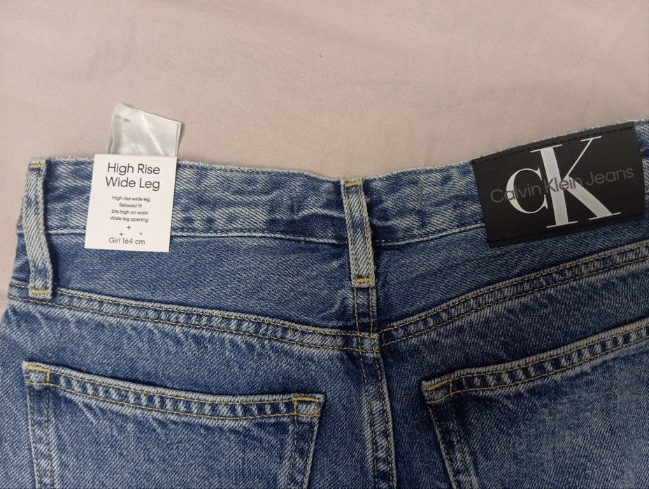 Дънки Calvin Klein