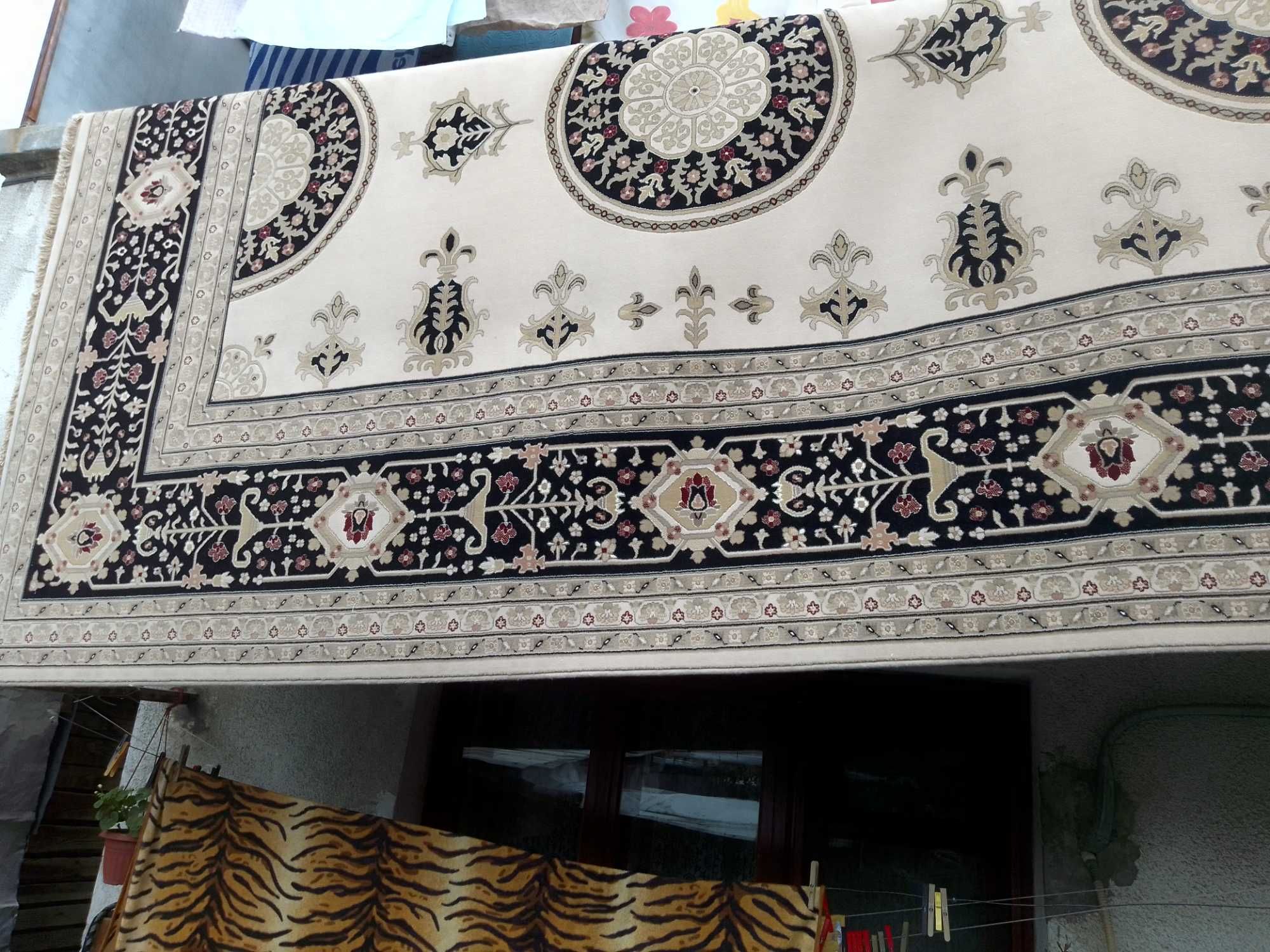 Персийски килим от Кашан