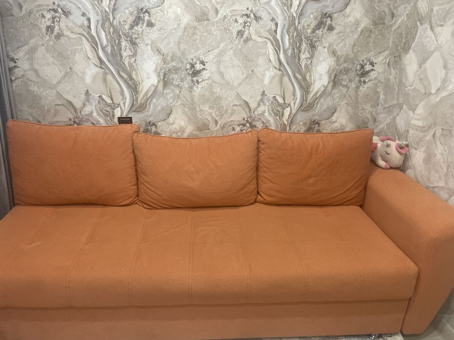 Продам диван 2 метр