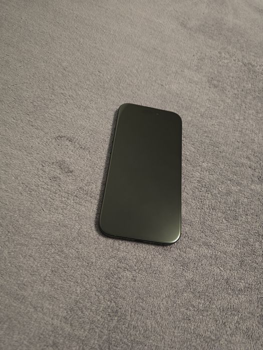 Vand/schimb iphone 16 Nou/128 gb