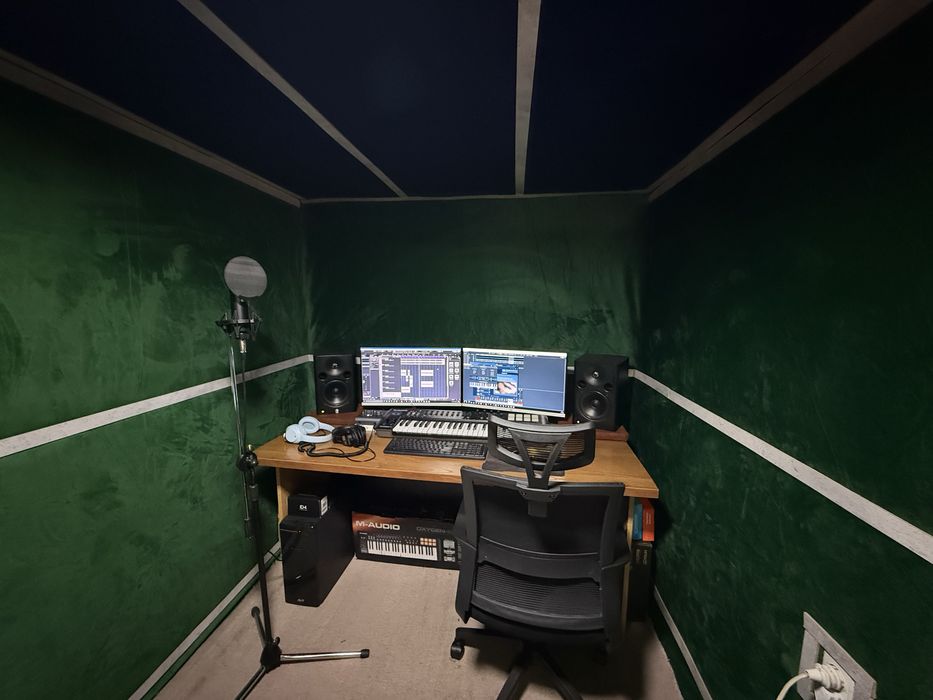 Овоз ёзиш студияси. “SLY records” by “YESBRO SLY”